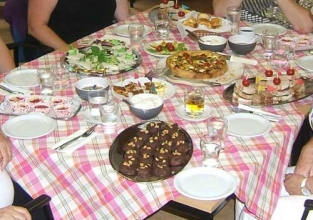 High tea quality time