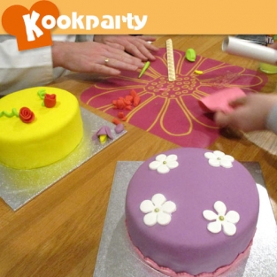 De personeelsvereniging bakt!